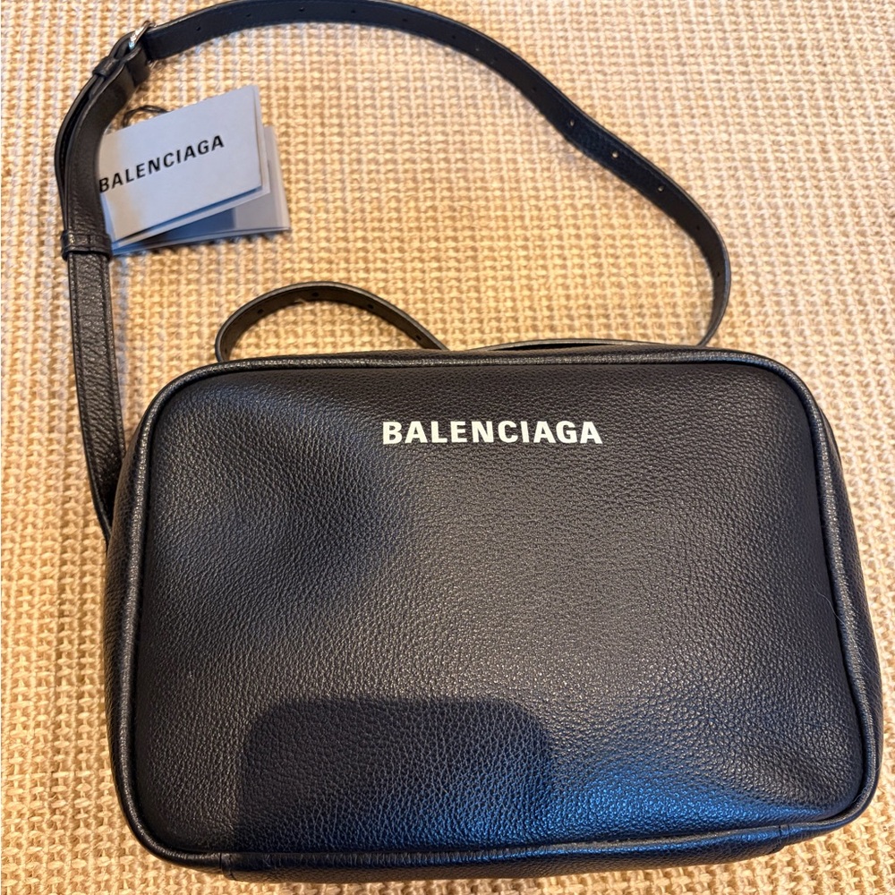 Balenciaga Black Leather Everyday Camera Bag